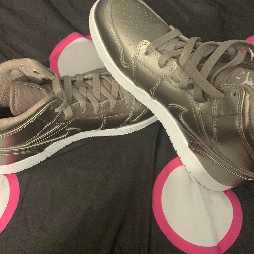 New Jordan 1s